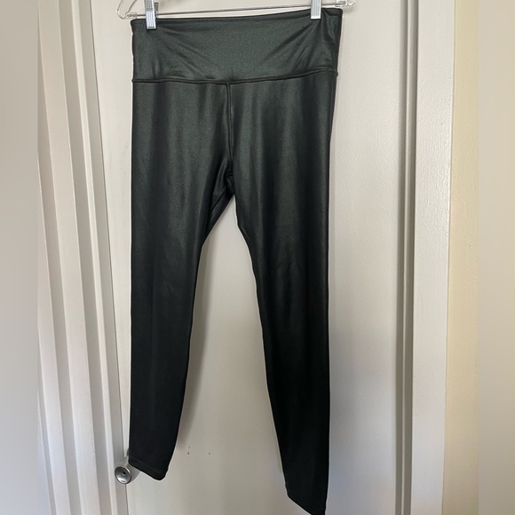 Short Athleta Elation Ultra High Rise 7" – Taille M, Bleu Universitaire, Tissu PowerVita